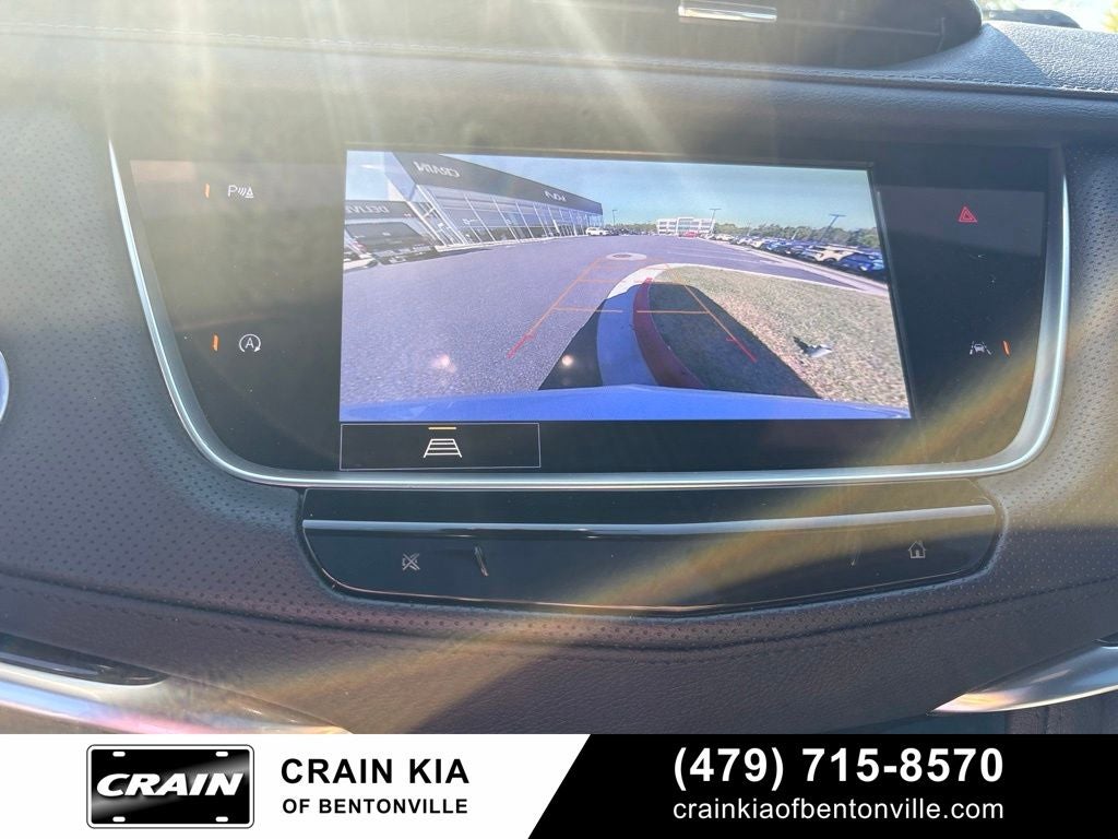 2024 Cadillac XT6 Luxury - AWD / PANORAMIC SUNROOF / CLEAN CARFAX