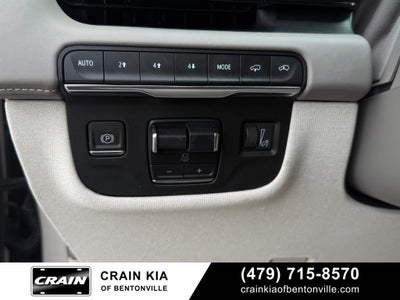 2024 Cadillac Escalade ESV Sport Platinum - AWD / PANORAMIC SUNROOF / CLEAN CARFAX