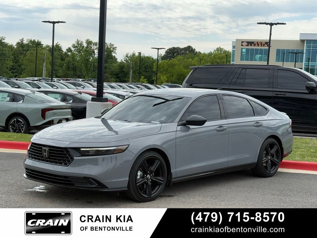 2025 Honda Accord Hybrid Sport-L - SUNROOF / CLEAN CARFAX / ONE OWNER