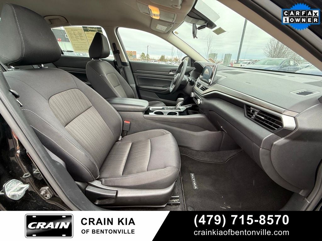 2024 Nissan Altima 2.5 SV - CLEAN CARFAX / ONE OWNER