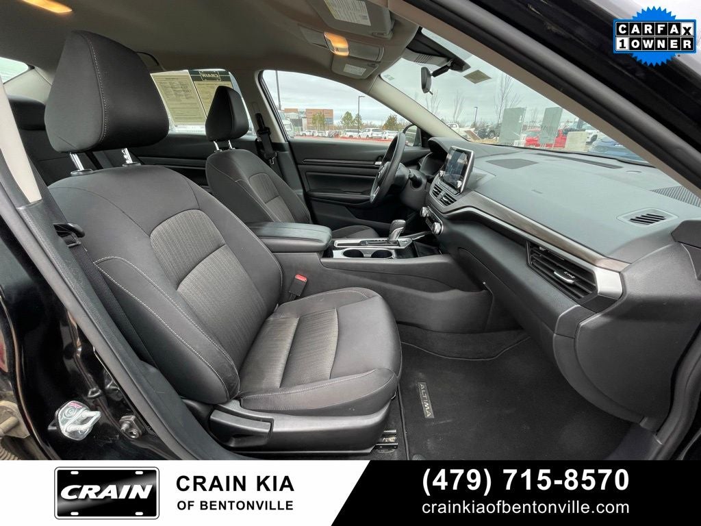 2024 Nissan Altima 2.5 SV - CLEAN CARFAX / ONE OWNER