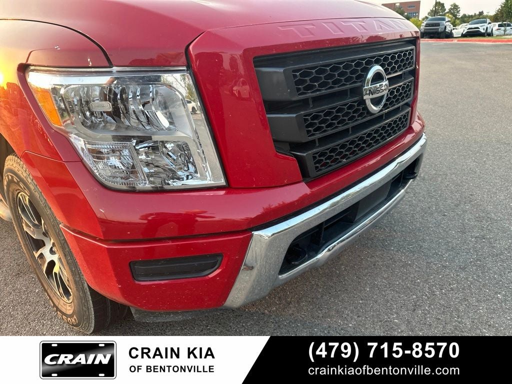 2022 Nissan Titan SV - 4WD