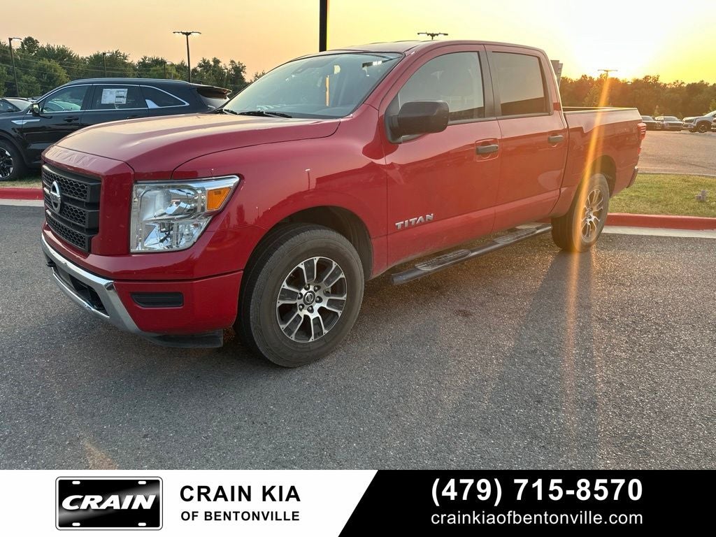 2022 Nissan Titan SV - 4WD