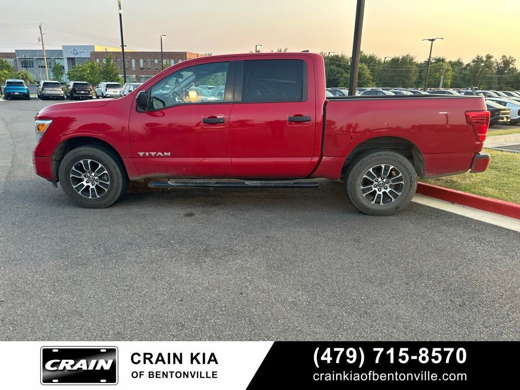 2022 Nissan Titan SV - 4WD