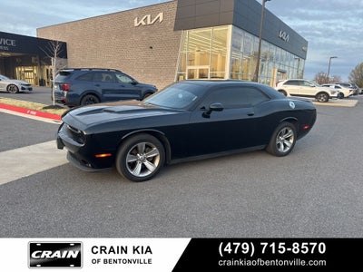 2015 Dodge Challenger SXT
