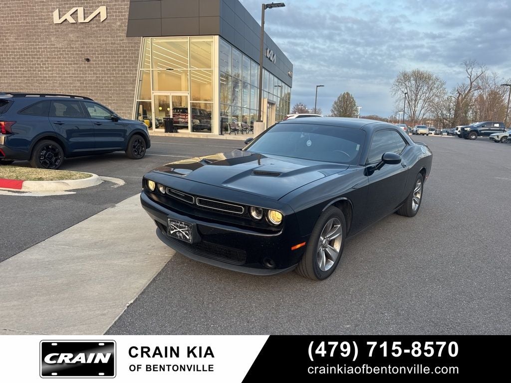 2015 Dodge Challenger SXT