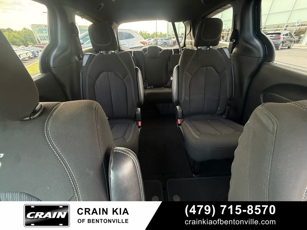 2021 Chrysler Pacifica Touring - CARFAX ONE OWNER