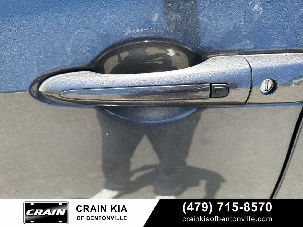 2022 Chrysler Pacifica Hybrid Touring L - CLEAN CARFAX / ONE OWNER