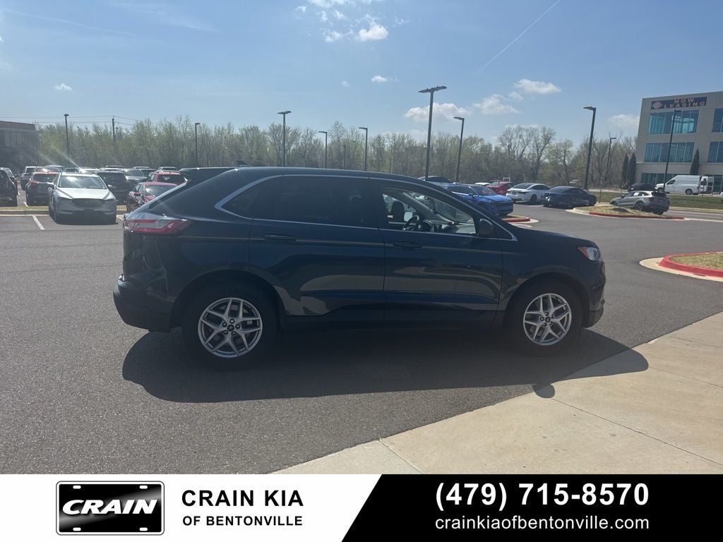2024 Ford Edge SEL - AWD / PANORAMIC SUNROOF / ONE OWNER