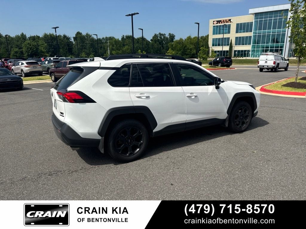 2023 Toyota RAV4 TRD Off Road - AWD / SUNROOF / CLEAN CARFAX