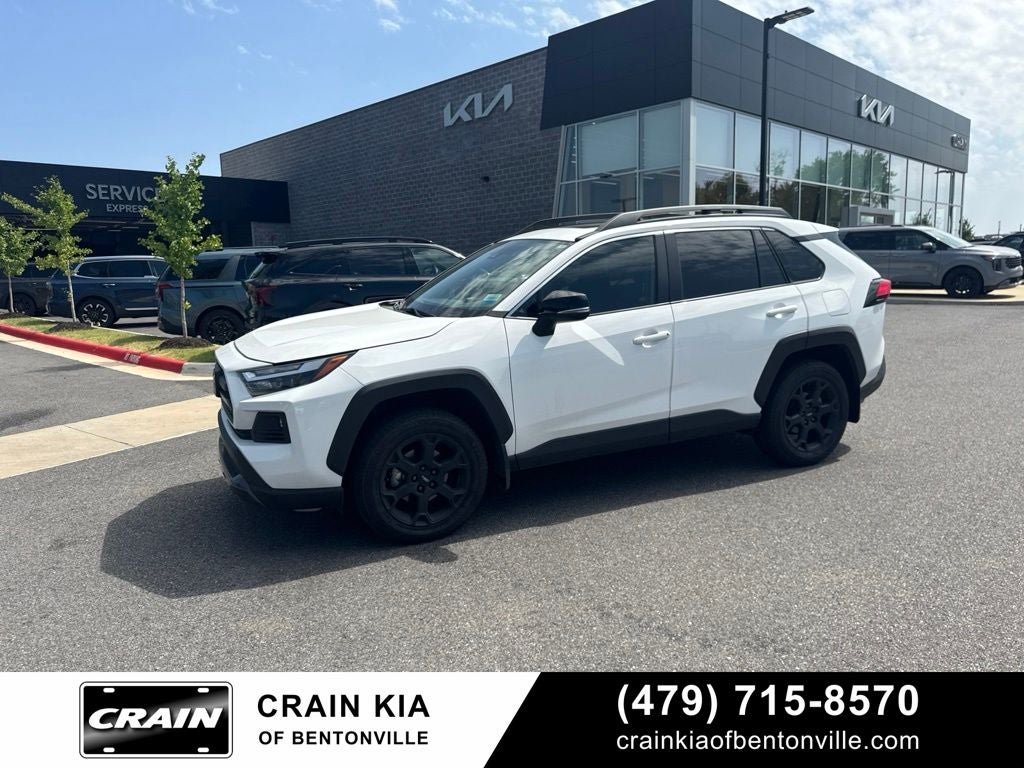 2023 Toyota RAV4 TRD Off Road - AWD / SUNROOF / CLEAN CARFAX