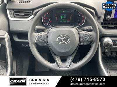 2024 Toyota RAV4 XLE - CLEAN CARFAX / ONE OWNER