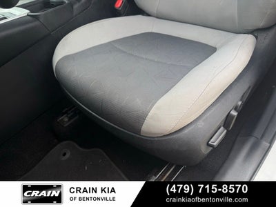2021 Toyota RAV4 XLE - CLEAN CARFAX HISTORY