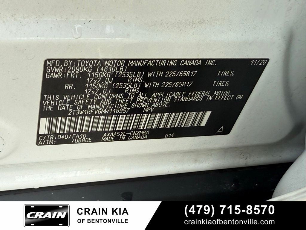 2021 Toyota RAV4 XLE - CLEAN CARFAX HISTORY