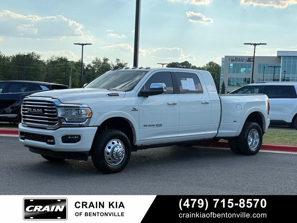 2022 RAM 3500 Limited Longhorn - 4WD / SUNROOF / DUALLY