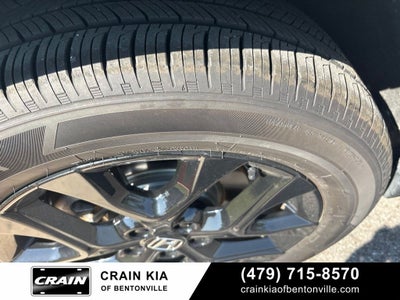2025 Honda HR-V Sport - AWD / CLEAN CARFAX / ONE OWNER