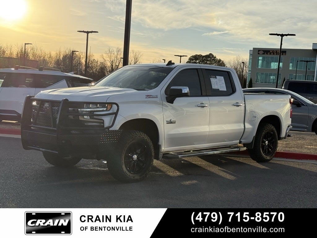 2019 Chevrolet Silverado 1500 LT - 4WD / CLEAN CARFAX