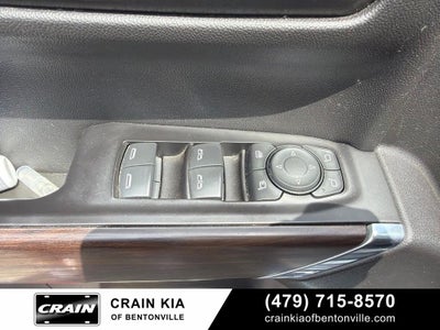 2020 GMC Sierra 1500 SLT - 4WD / CLEAN CARFAX
