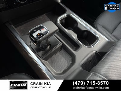 2024 GMC Sierra 1500 SLT - 4WD / SUNROOF / CLEAN CARFAX / ONE OWNER