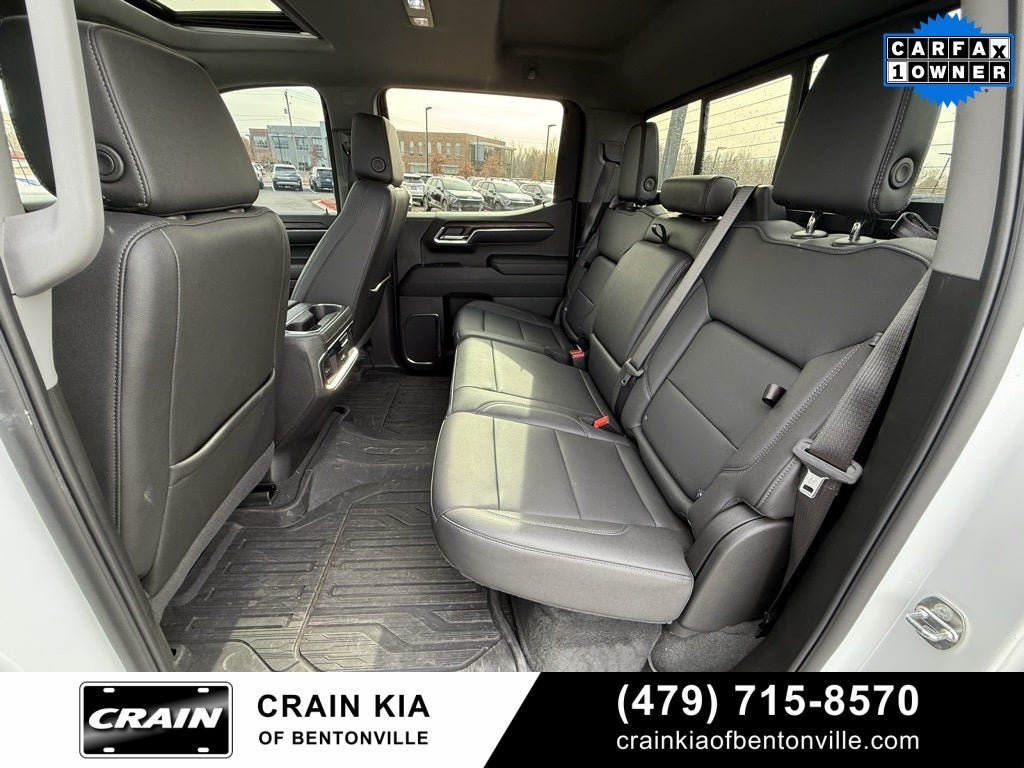 2024 GMC Sierra 1500 SLT - 4WD / SUNROOF / CLEAN CARFAX / ONE OWNER