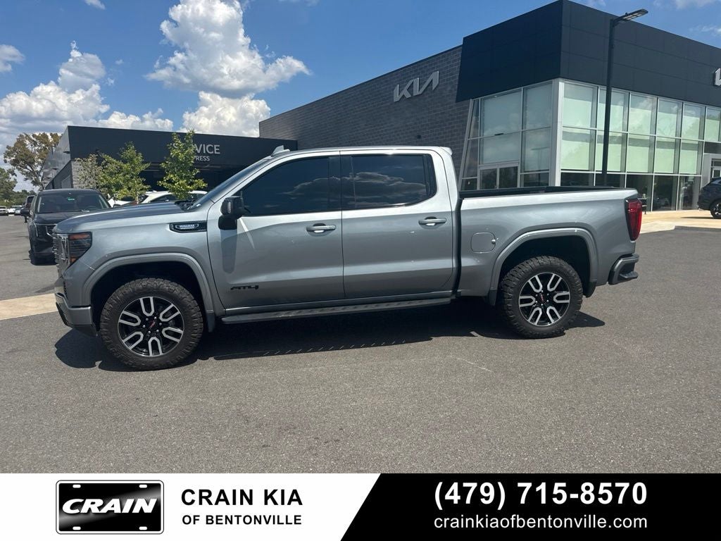 2024 GMC Sierra 1500 AT4 - 4WD / SUNROOF / CLEAN CARFAX