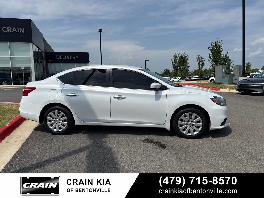 2017 Nissan Sentra SV - CARFAX ONE OWNER