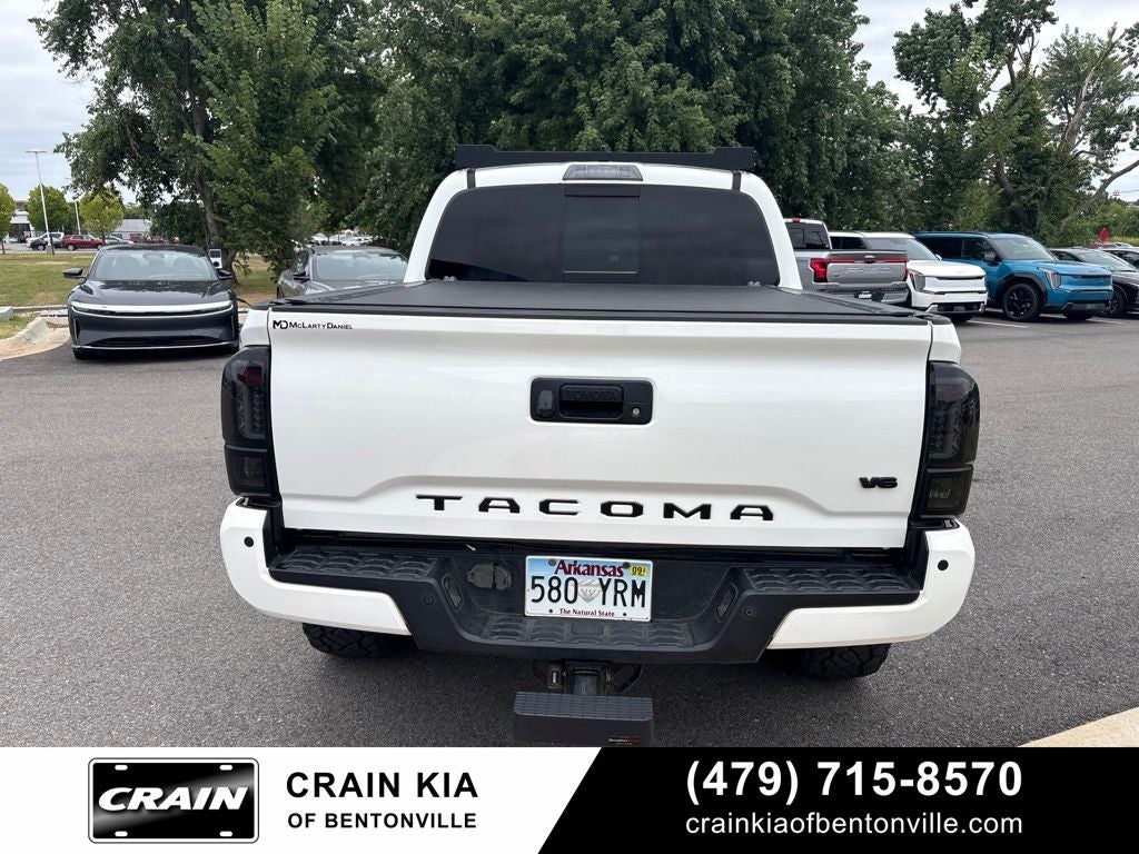 2022 Toyota Tacoma TRD Off-Road Premium V6 - 4WD / SUNROOF / CLEAN CARFAX / LIFTED