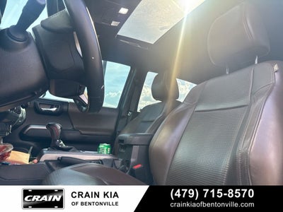 2017 Toyota Tacoma Limited - 4WD / SUNROOF / LIFTED!