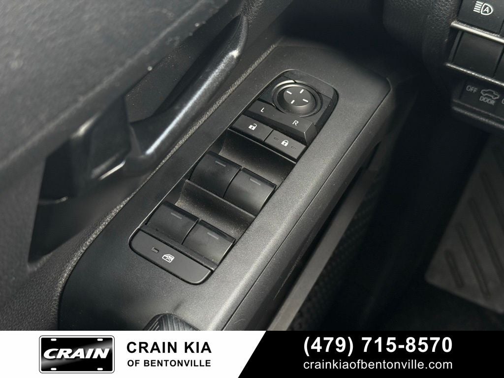 2024 Toyota Tacoma SR5 - CLEAN CARFAX / ONE OWNER