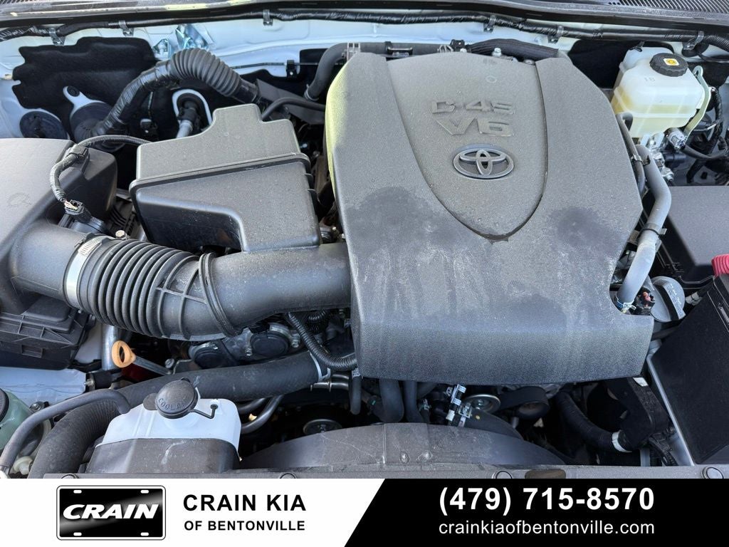 2022 Toyota Tacoma TRD Pro V6 - 4WD / SUNROOF / ONE OWNER