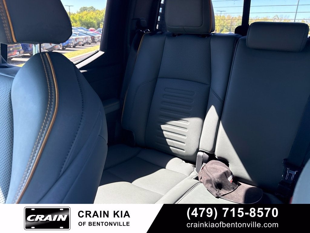 2025 Toyota Tacoma Hybrid Trailhunter - 4WD / CLEAN CARFAX / ONE OWNER