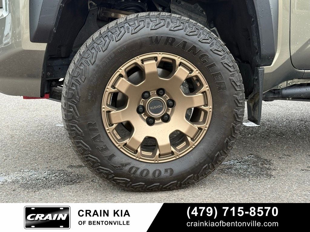 2025 Toyota Tacoma Hybrid Trailhunter - 4WD / CARFAX ONE OWNER