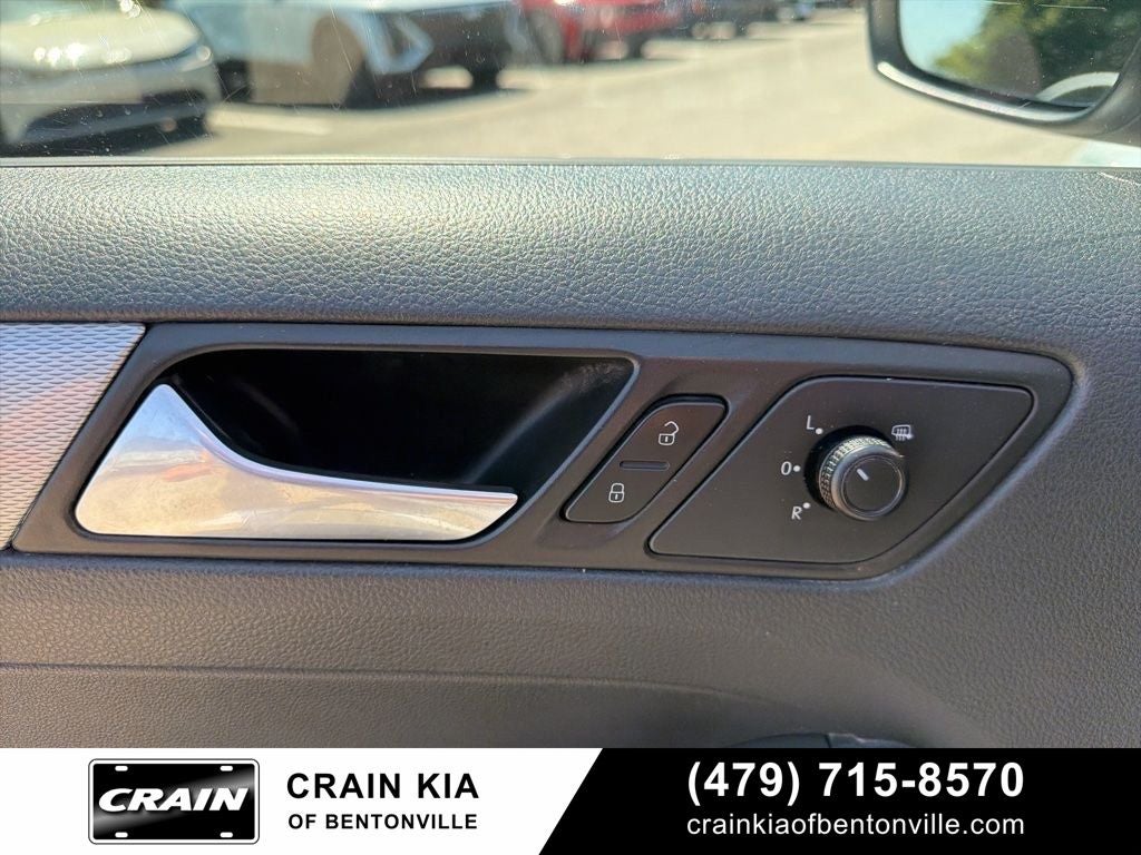 2015 Volkswagen Jetta 1.8T SE - CLEAN CARFAX