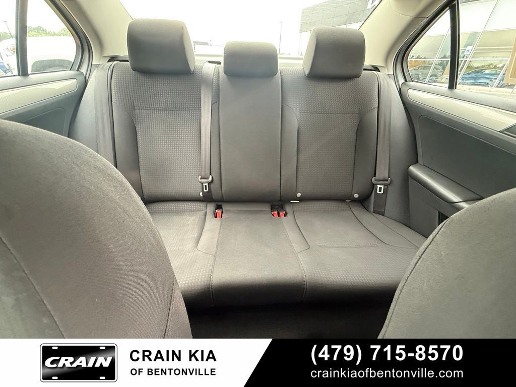 2015 Volkswagen Jetta 1.8T SE - CLEAN CARFAX