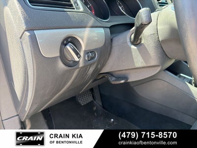 2015 Volkswagen Jetta 1.8T SE - CLEAN CARFAX