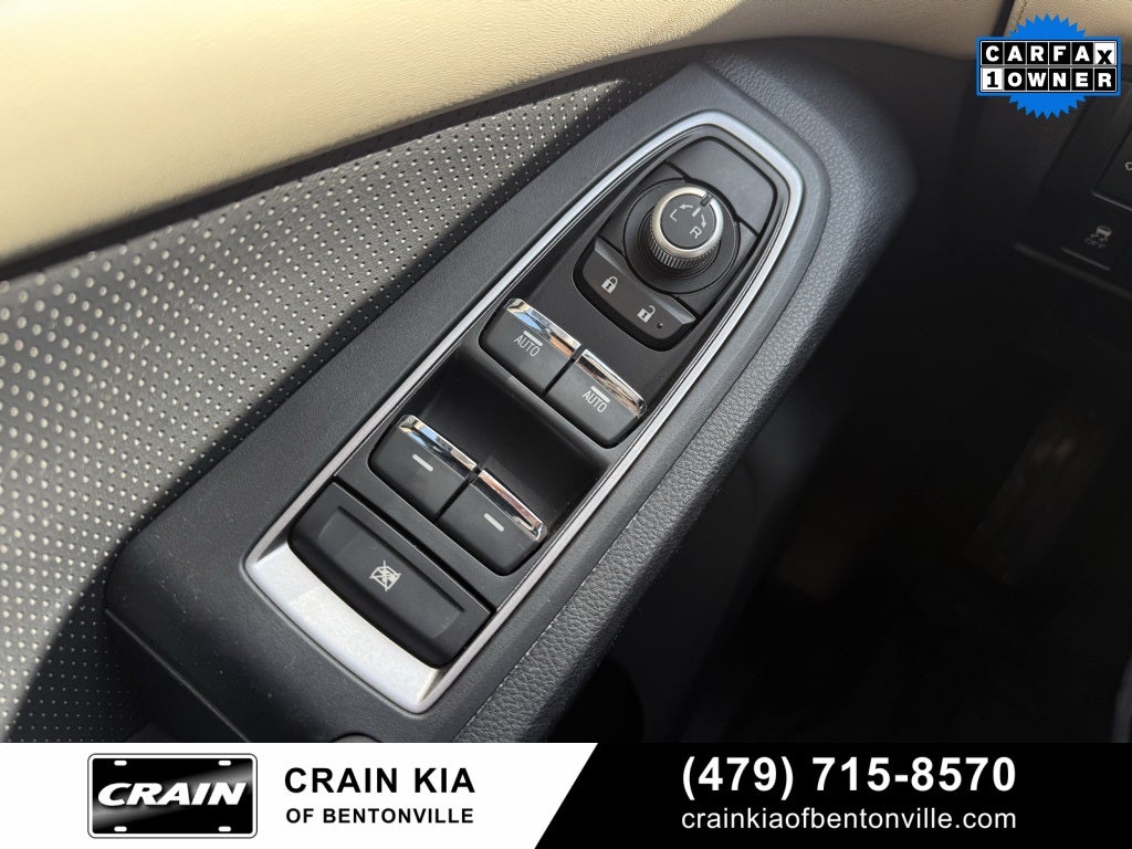 2021 Subaru Ascent Limited - AWD / PANORAMIC SUNROOF / ONE OWNER