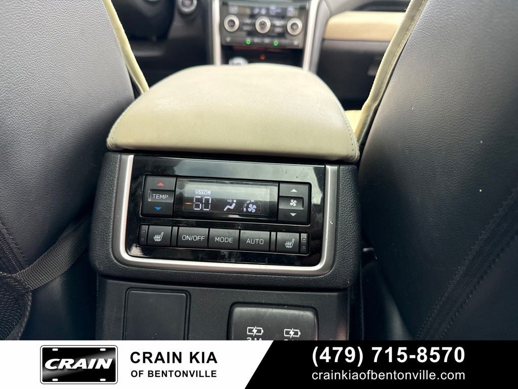 2021 Subaru Ascent Limited - AWD / PANORAMIC SUNROOF / CLEAN CARFAX