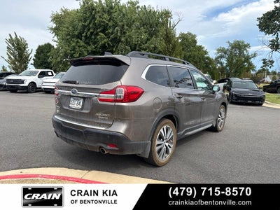 2021 Subaru Ascent Limited - AWD / PANORAMIC SUNROOF / CLEAN CARFAX