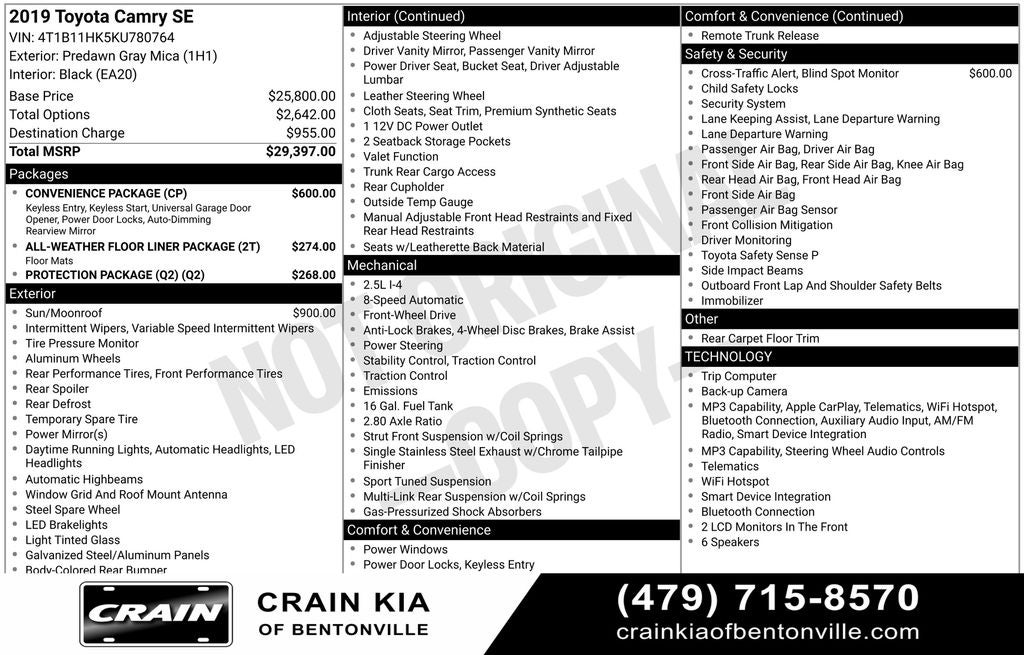 2019 Toyota Camry SE - SUNROOF / CLEAN CARFAX