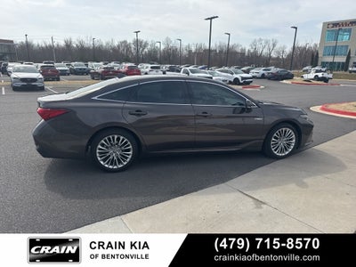 2019 Toyota Avalon Hybrid Limited - SUNROOF / HYBRID!