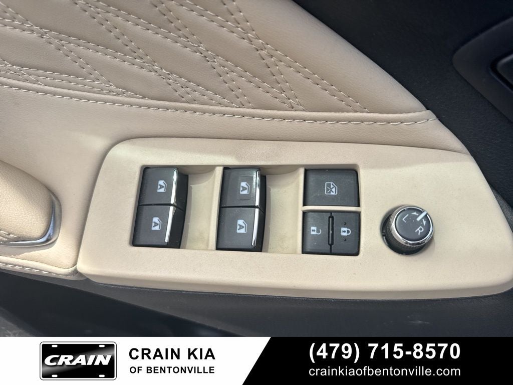 2019 Toyota Avalon Hybrid Limited - SUNROOF / HYBRID!