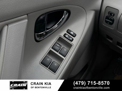 2011 Toyota Camry LE - LEATHER