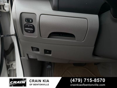 2011 Toyota Camry LE - LEATHER