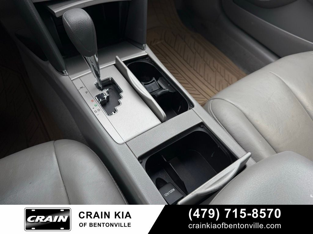 2011 Toyota Camry LE - LEATHER