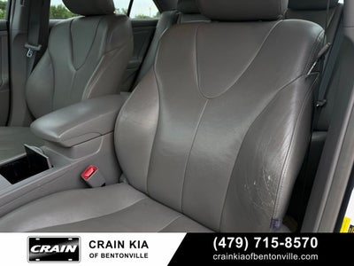 2011 Toyota Camry LE - LEATHER