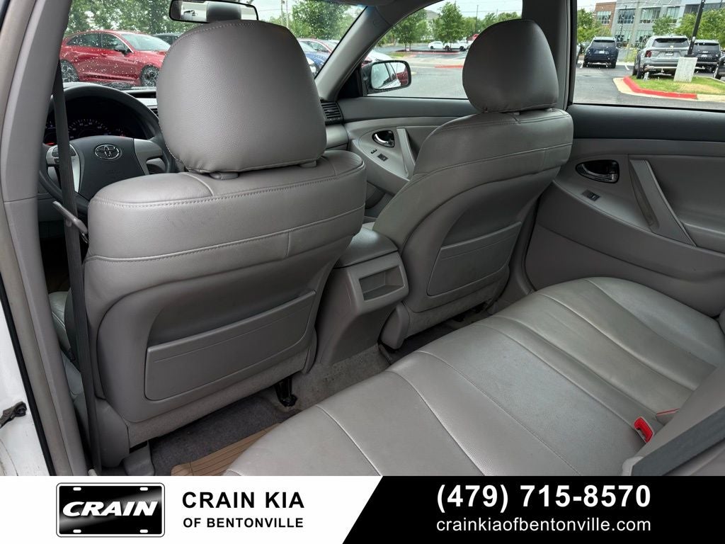 2011 Toyota Camry LE - LEATHER