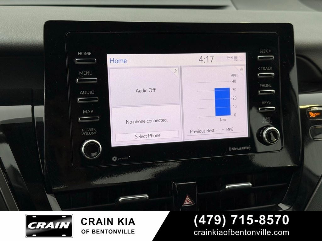 2024 Toyota Camry SE - CLEAN CARFAX / ONE OWNER