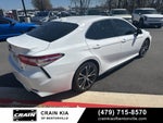 2020 Toyota Camry SE - CLEAN CARFAX / ONE OWNER