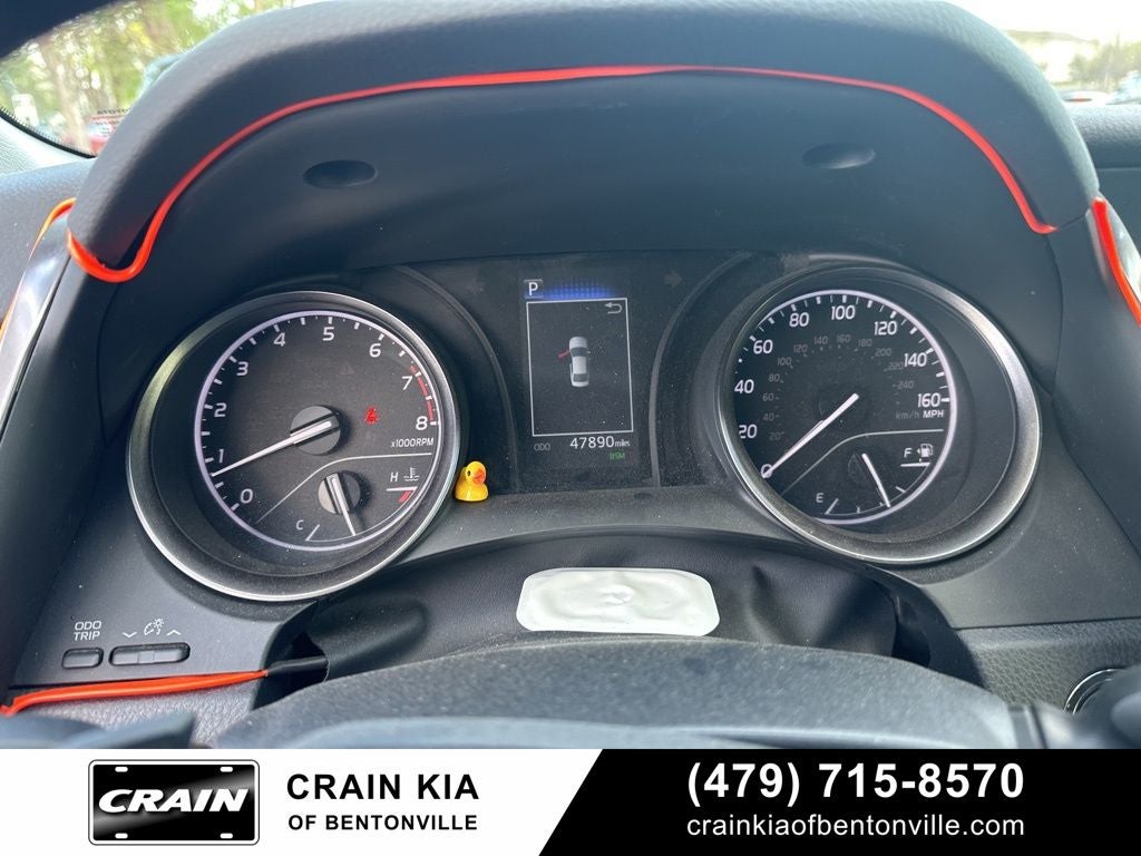 2023 Toyota Camry SE - CLEAN CARFAX / ONE OWNER