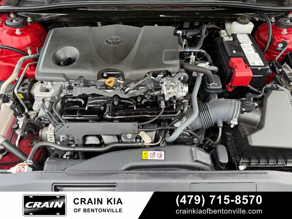 2023 Toyota Camry SE - CLEAN CARFAX / ONE OWNER